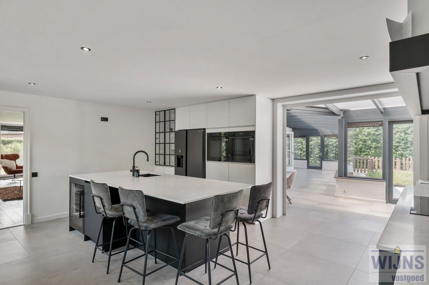 "OPENHUIS" op donderdag 26/06 van 18u tot 19u30!! Prachtige en ruime villa met mogelijk zes slaapkamers gelegen op een toplocatie. foto 31