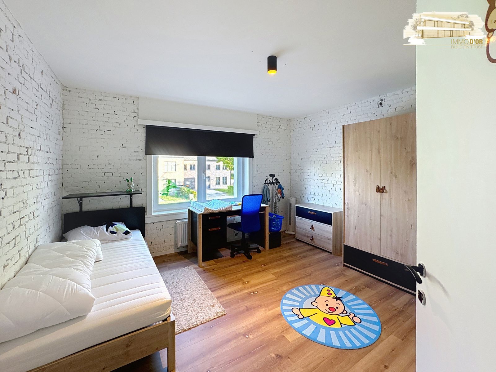 Prachtig gerenoveerd centraal gelegen pand te Malle foto 14