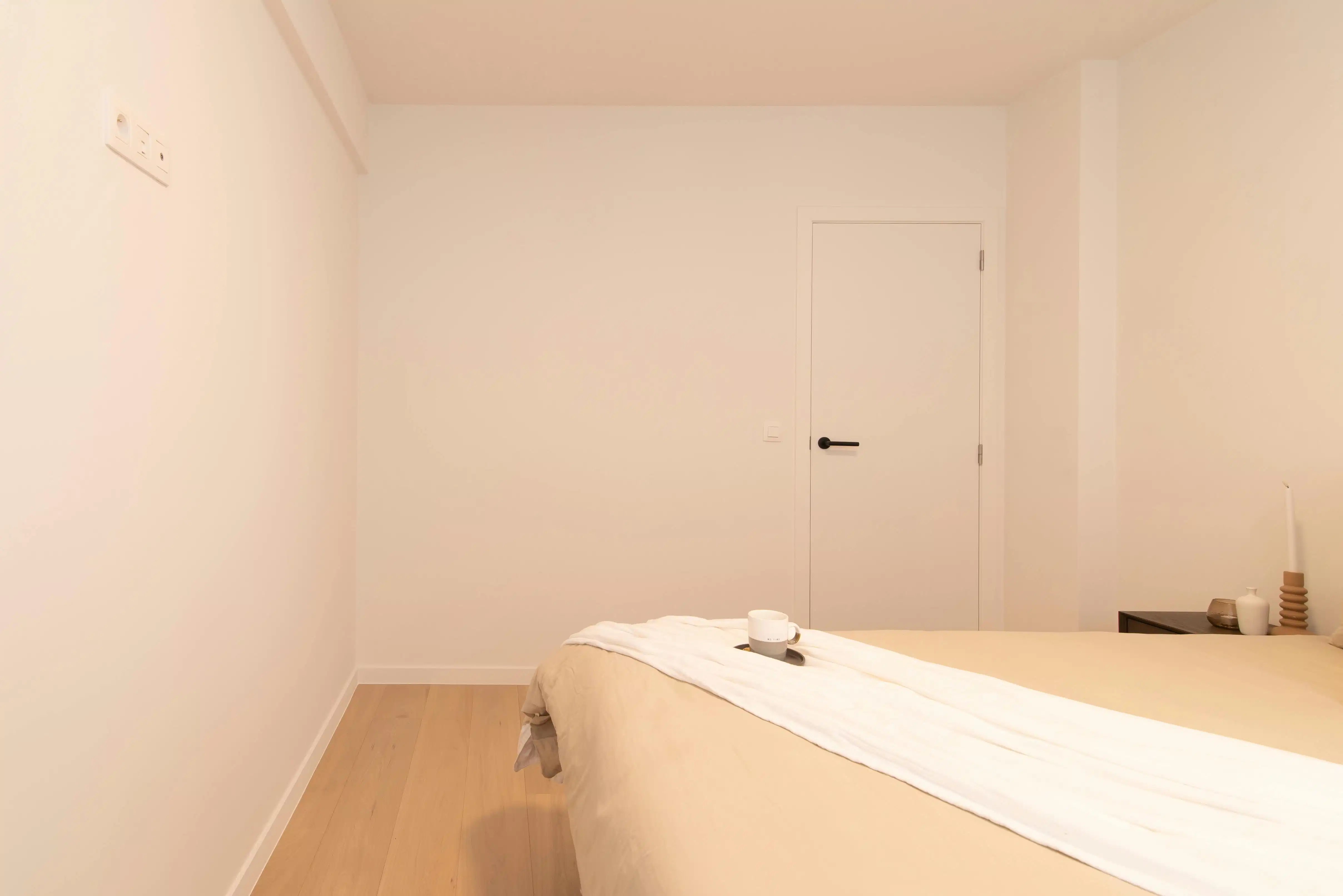 Schitterend gerenoveerd appartement met een prachtig open zicht foto 16
