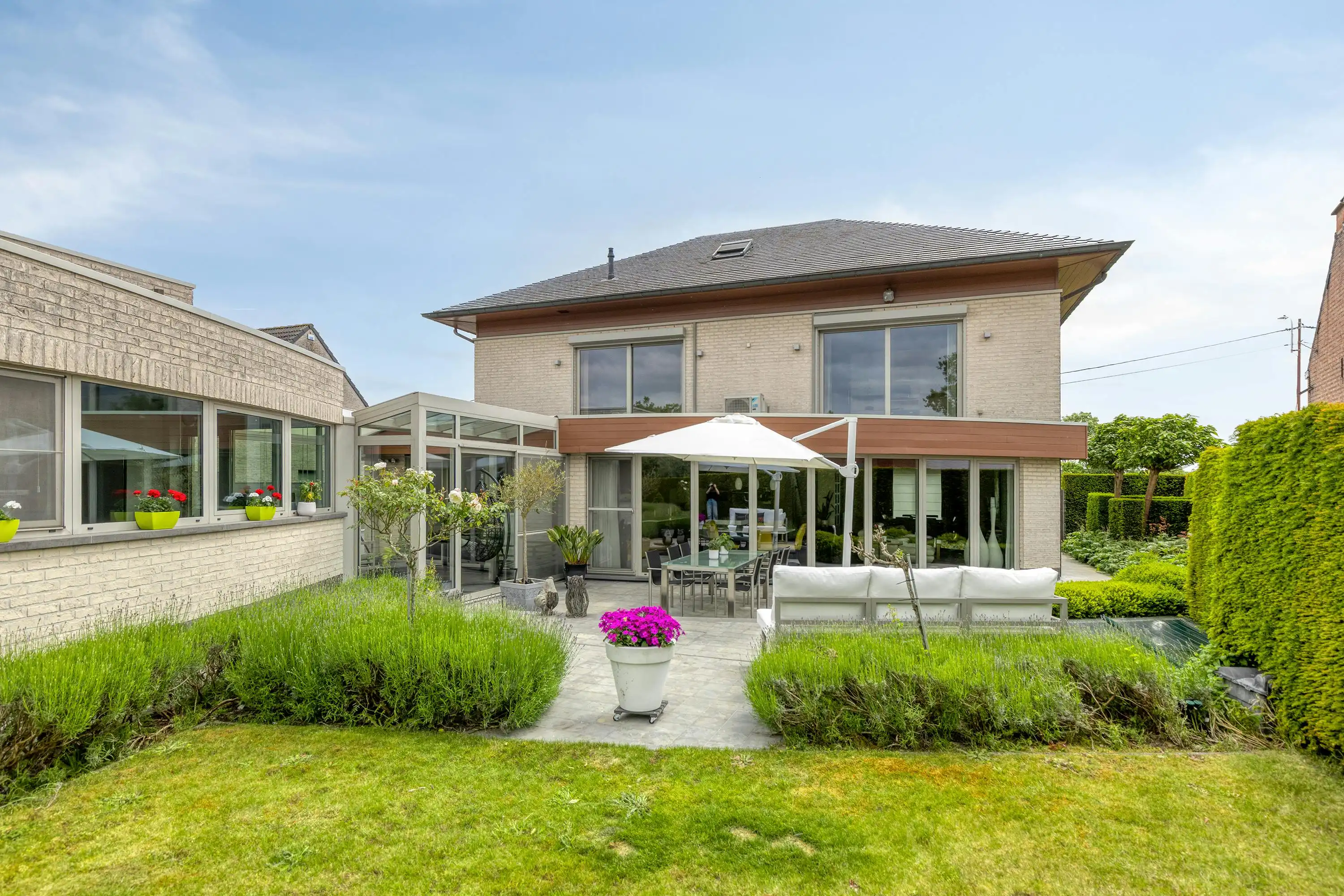 Ruime woning met magazijn (250m²) te koop in Baasrode foto 19