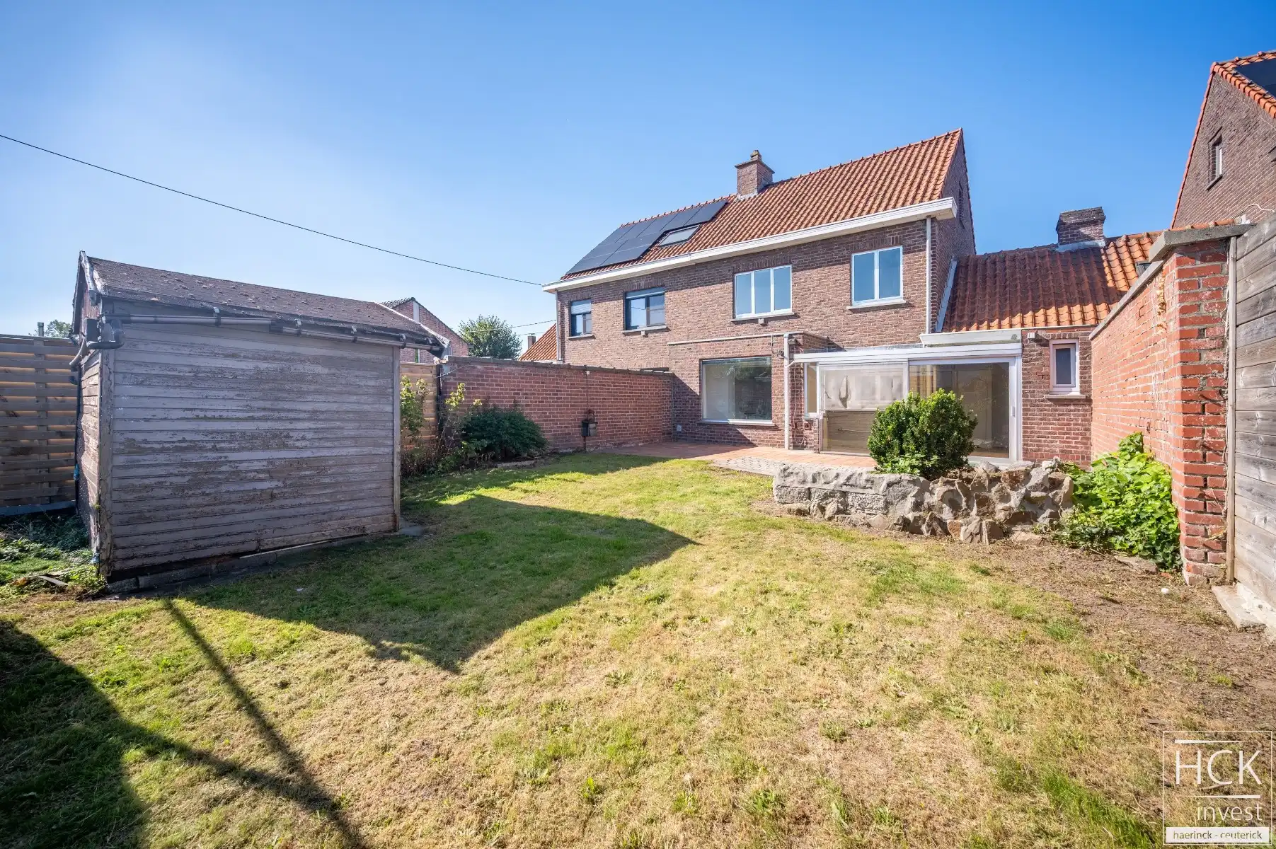 ZULTE - Charmante te renoveren woning met 3 SLPK, garage & 2 zolders!! foto 14