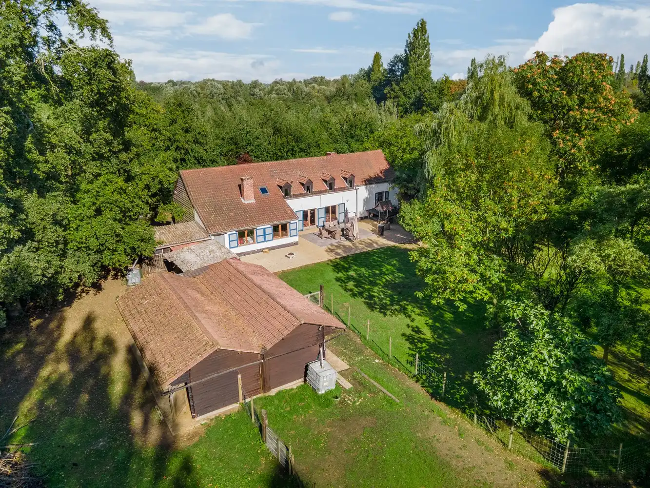 Hoofdfoto van de publicatie: Charmante hoeve in een oase van groen