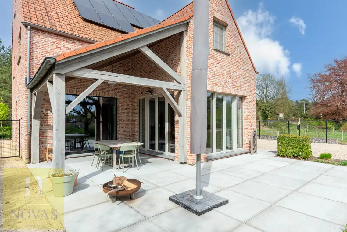 Prachtige woning, zonnepanelen, warmtepomp, thuisbatterij, 4 slaapkamers, bouwjaar 2015 foto 39