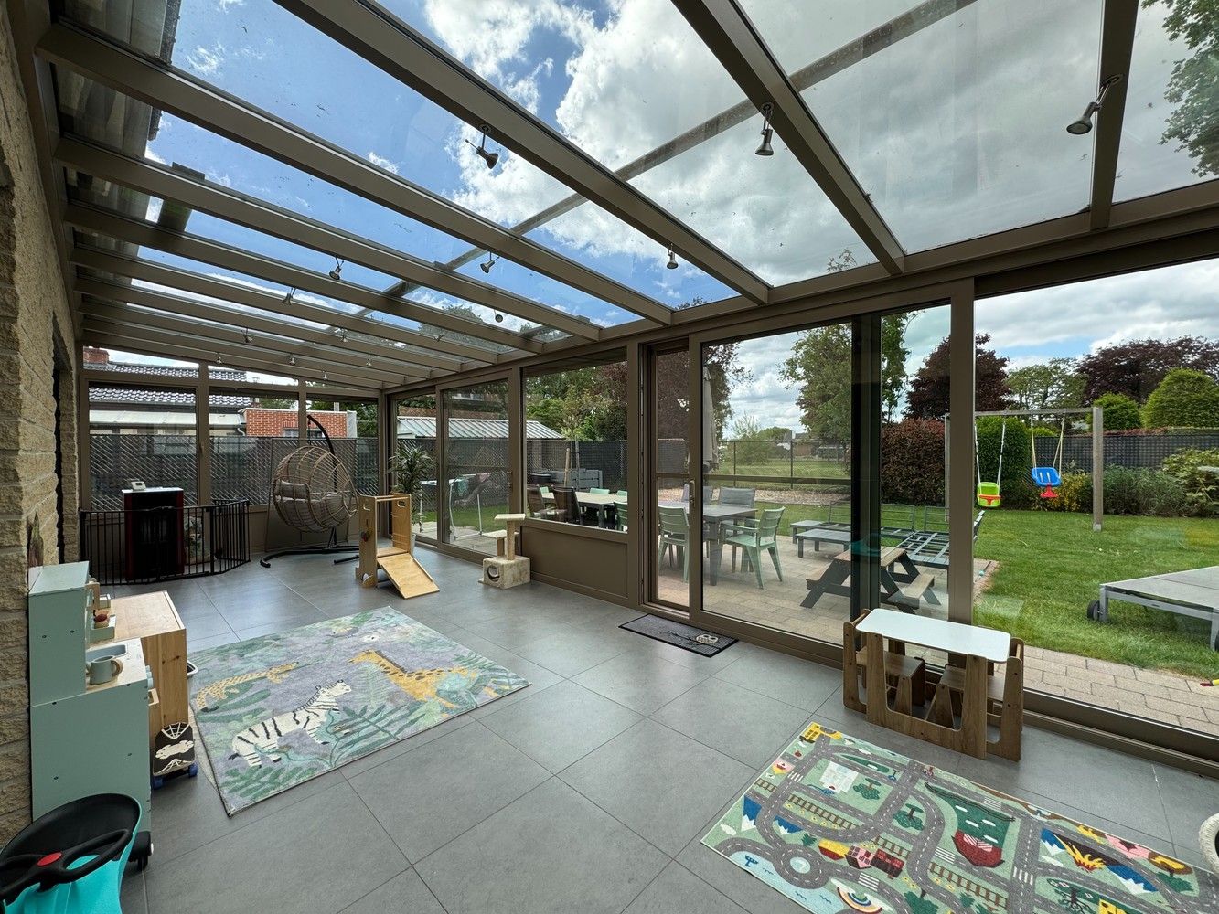 Prachtige villa met 4 slaapkamers. foto 12