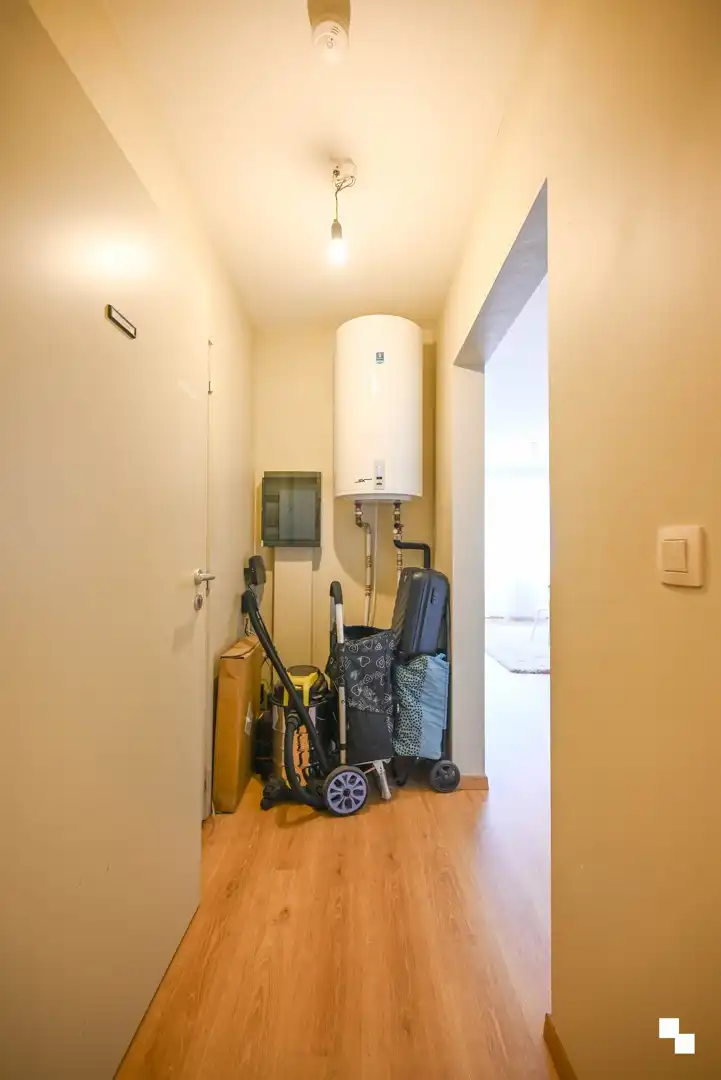 éénslaapkamerappartement in centrum Waregem foto 10