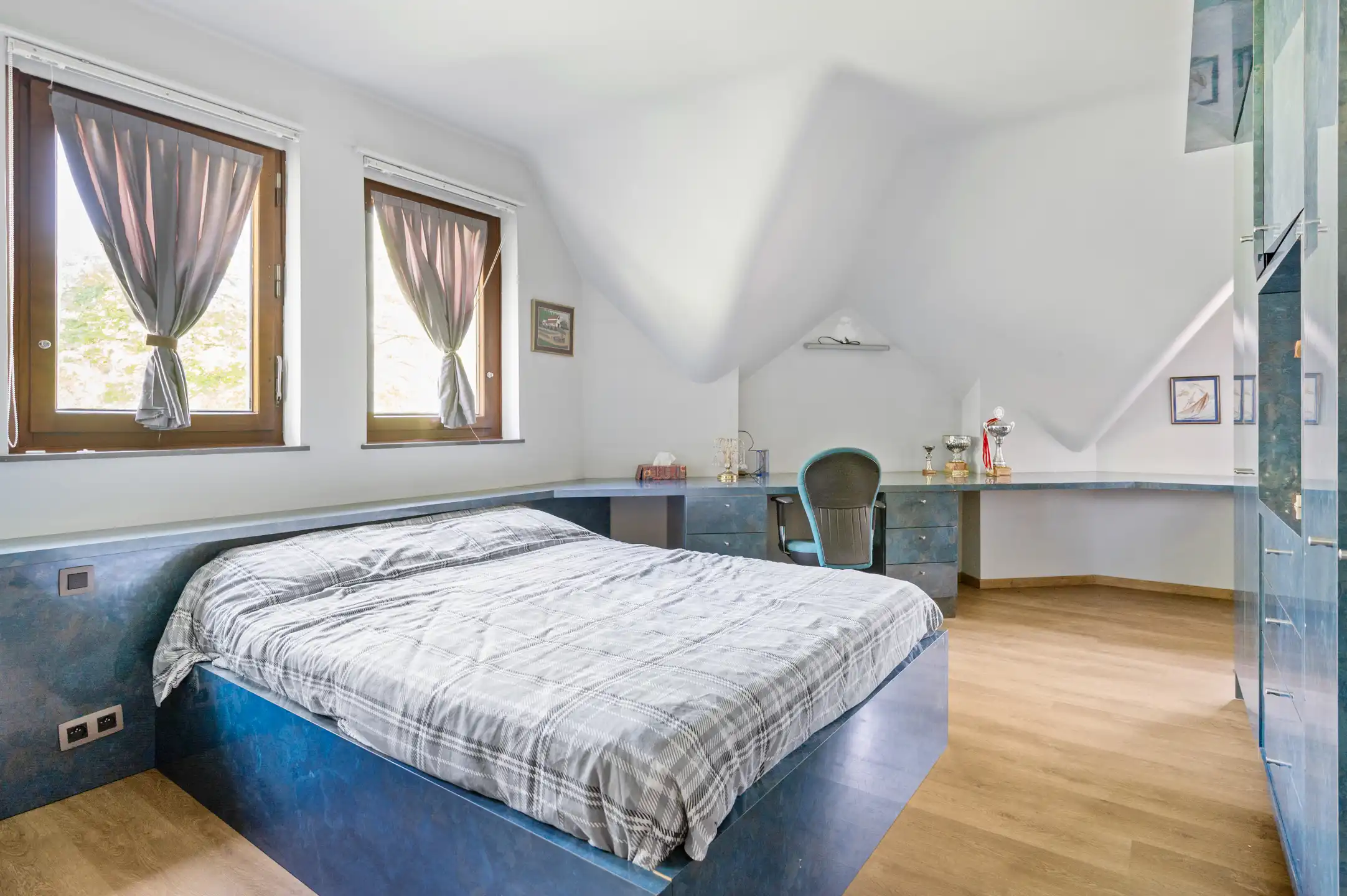 Karaktervolle rietgedekte villa op 1.120m² met 5 slaapkamers foto 23