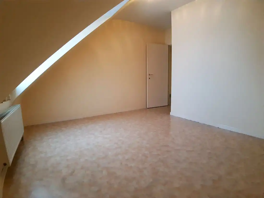 Ruim appartement op de 2de verdieping te Achel foto 19