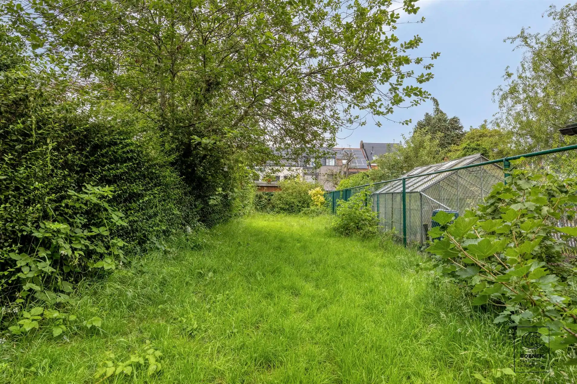 Te renoveren rijwoning van 187 m², twee slpk en ruime tuin! foto 22