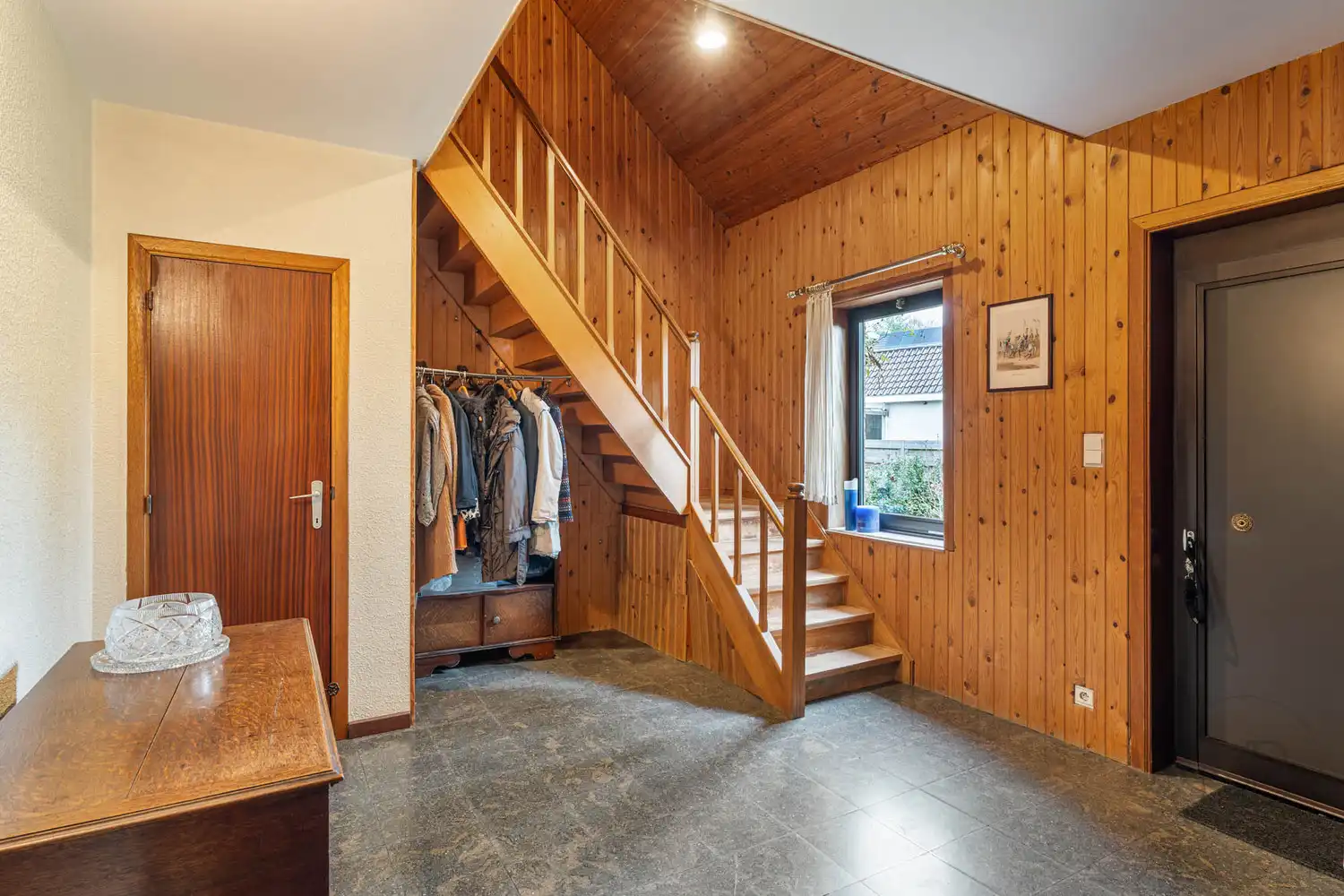 Ruime woning op zuidgericht perceel (17a54ca) in residentiële buurt te Bret (Genk)! foto 13