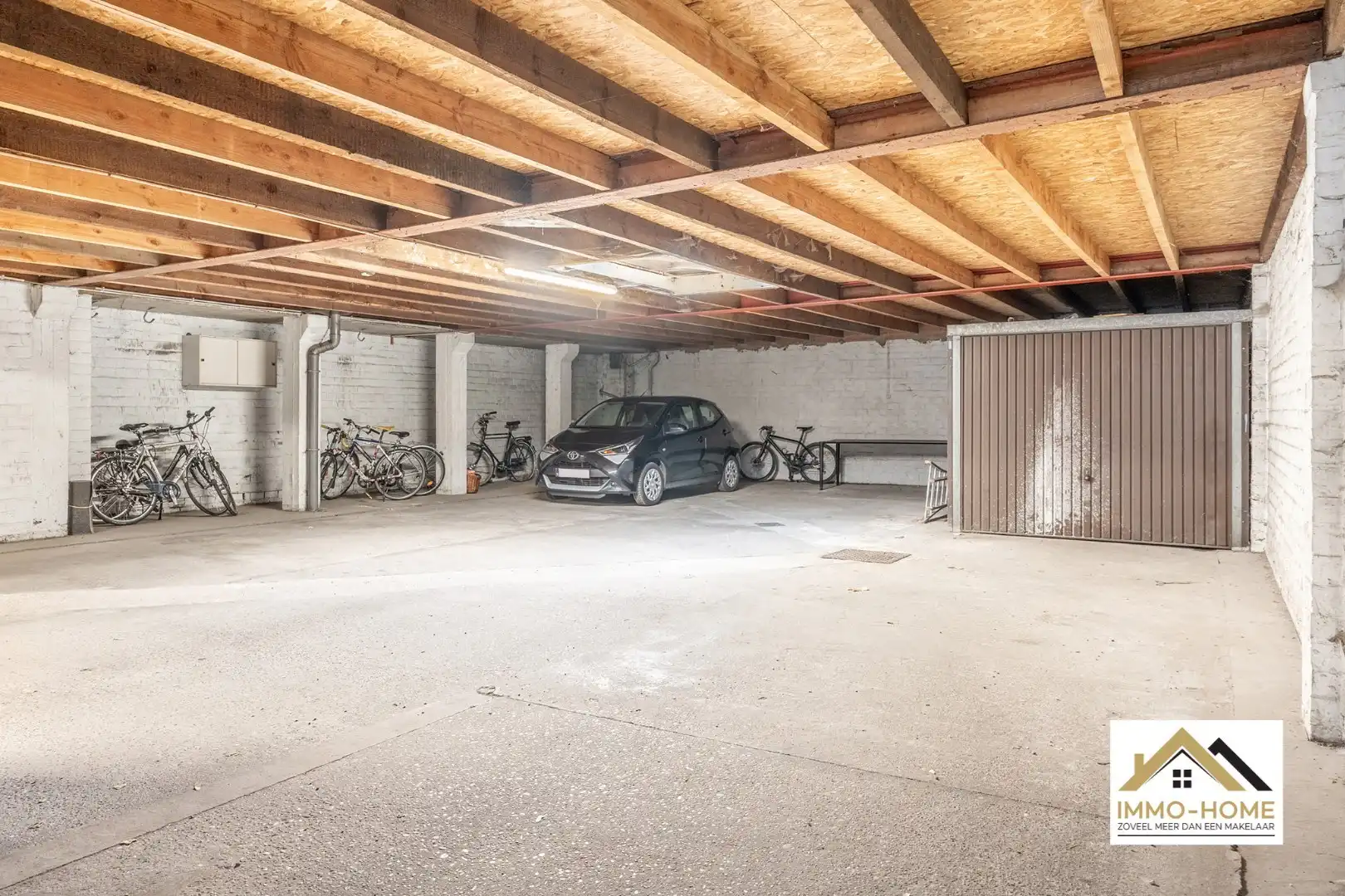 Ruim appartement inclusief autostaanplaats met uitzicht over skyline Gent  foto 11