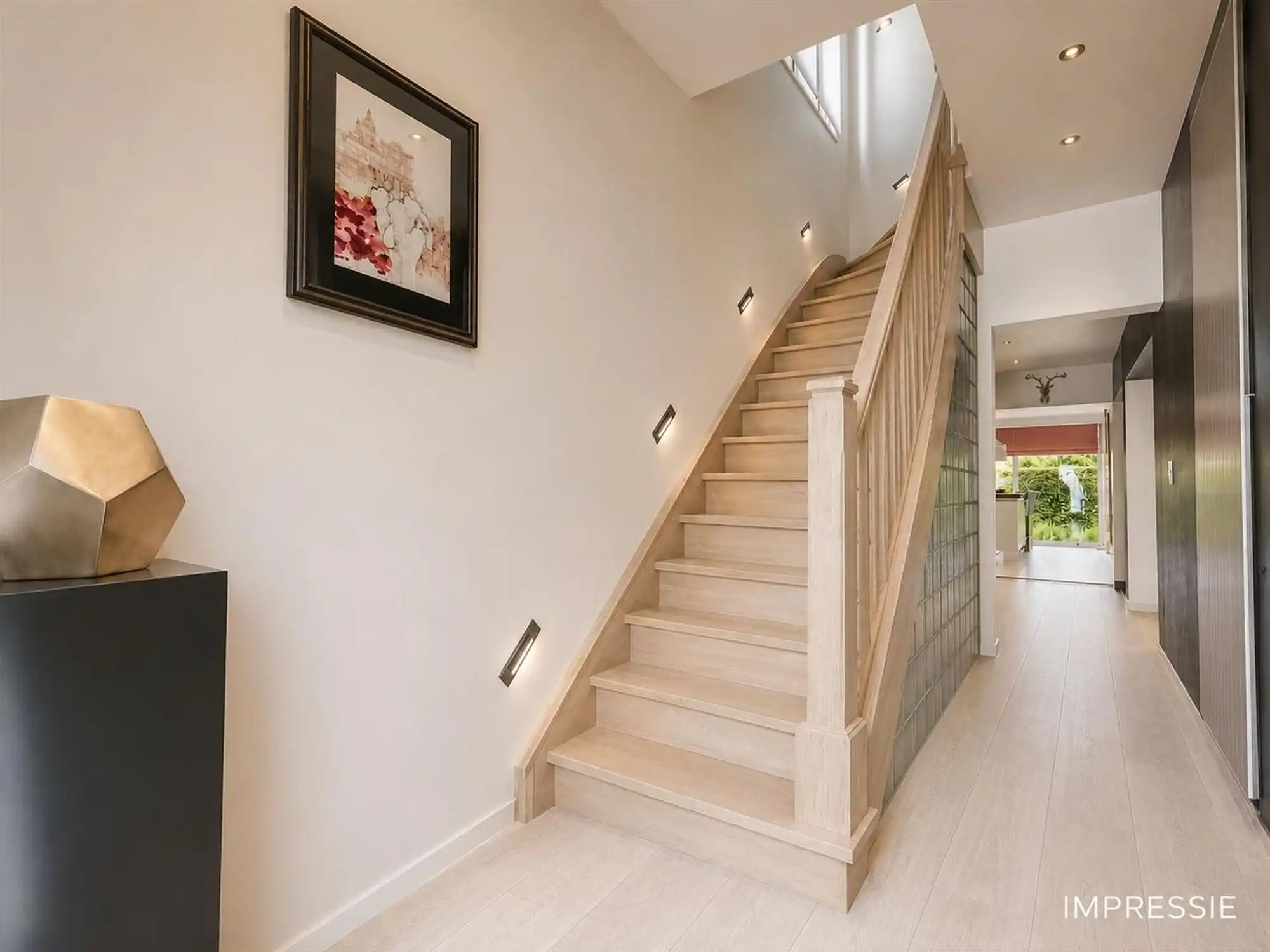 Vrijstaande woning met ruimte voor vrij beroep foto 9