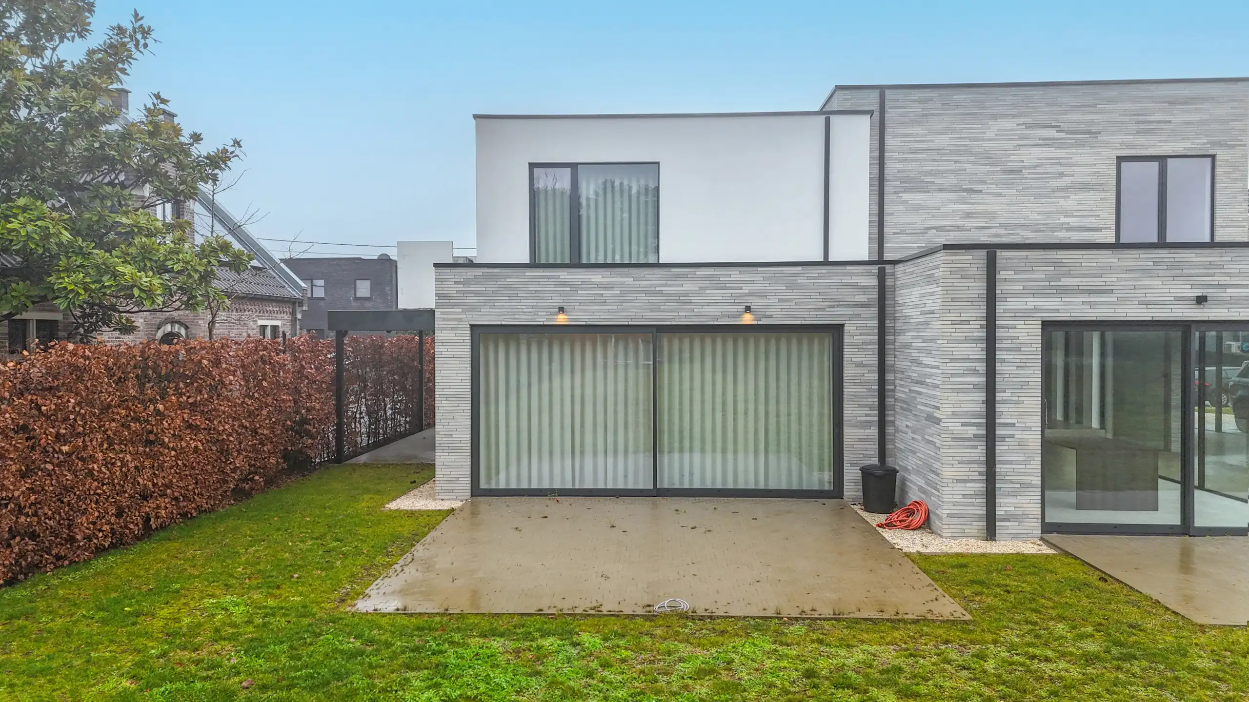 Stijlvolle nieuwbouwwoning met diepe tuin + vloerverwarming! foto 48