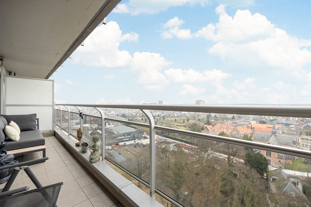 Instapklaar appartement met panoramisch terras foto 3