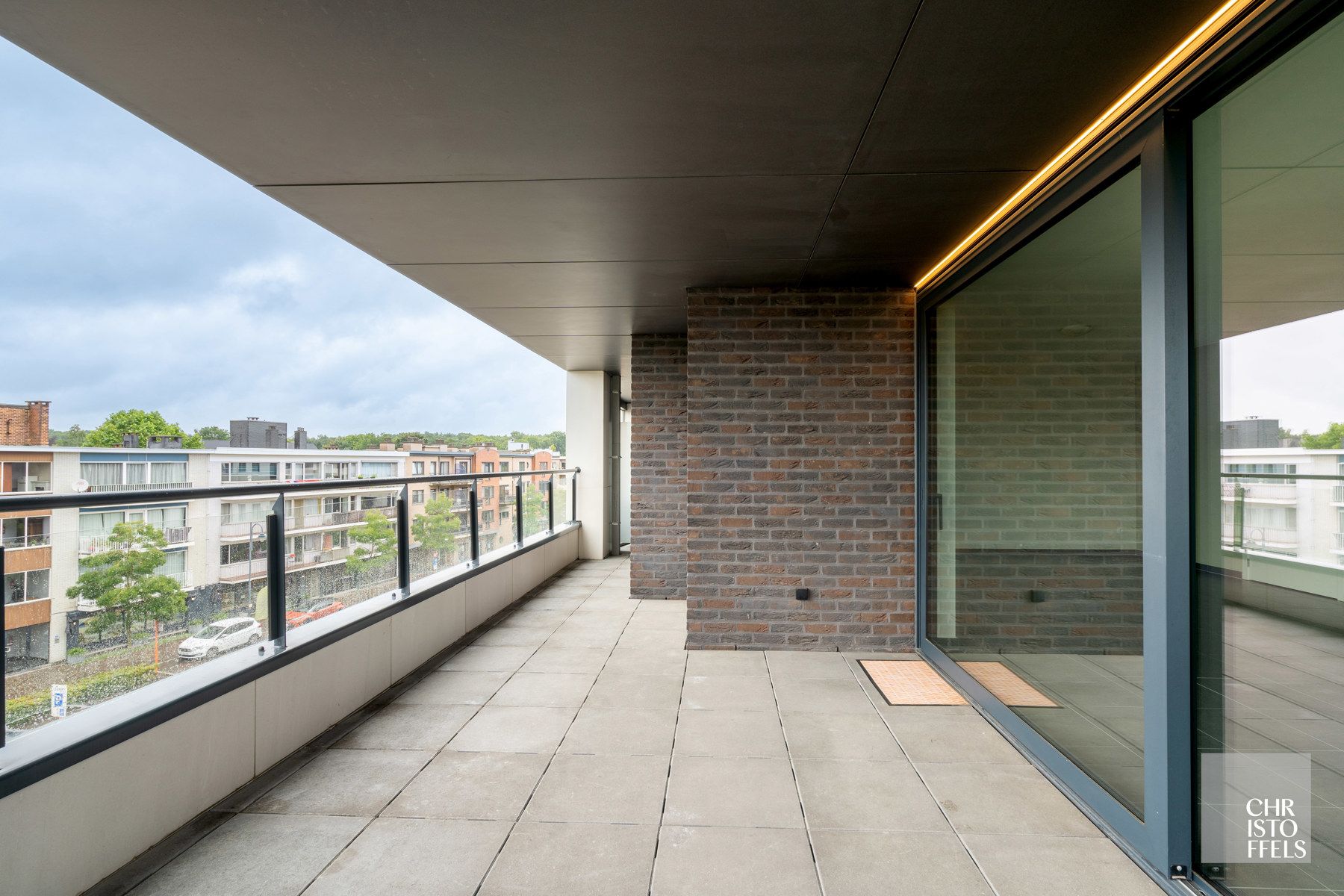 TE HUUR - 2-slaapkamerappartement (103m²) in het centrum van Zutendaal! foto 6