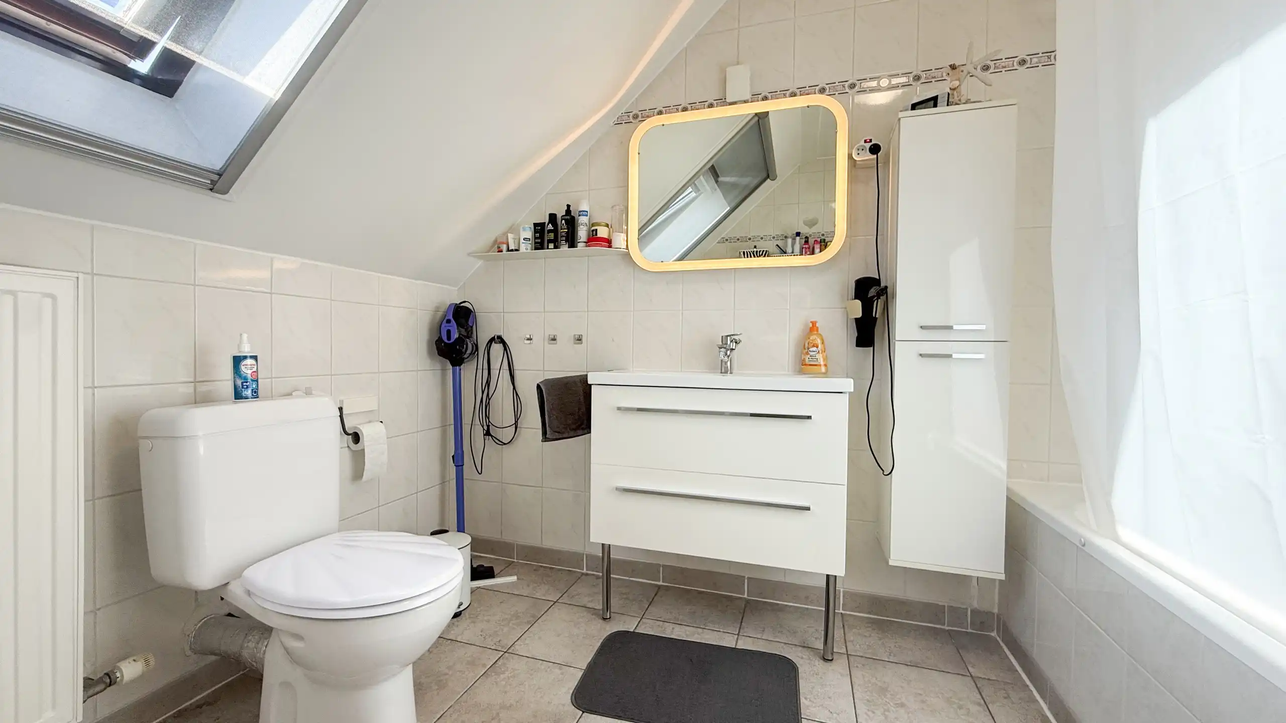 Gezellig duplexappartement met 2 slpks, terras en garage! foto 17