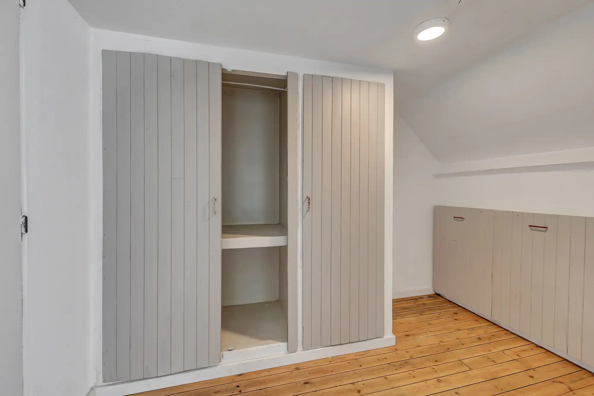 Instapklaar triplex of opbrengsteigendom met 5 slpks foto 22