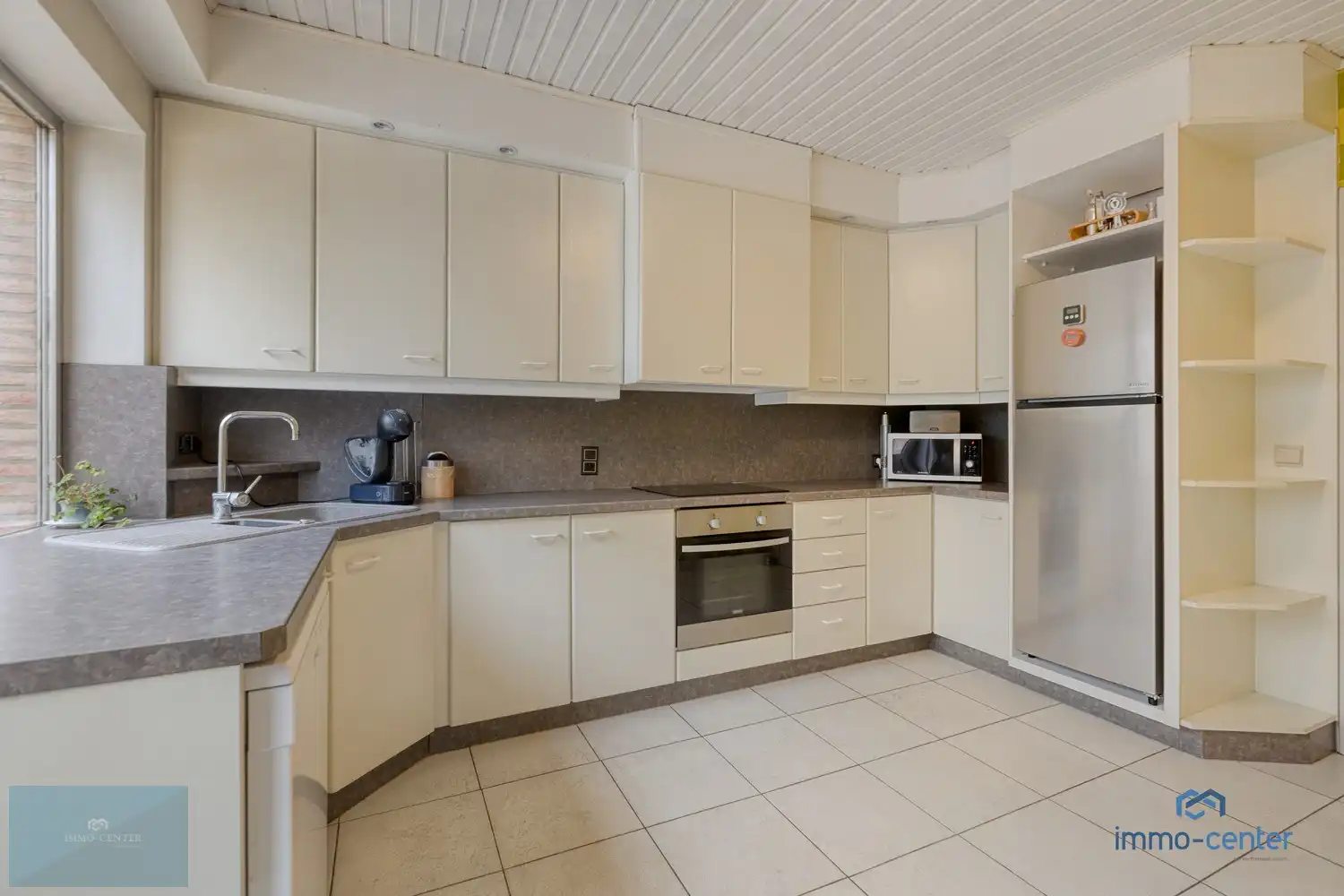 Ruime gezinswoning met tuin aan natuurgebied De Caetsweyers. foto 14