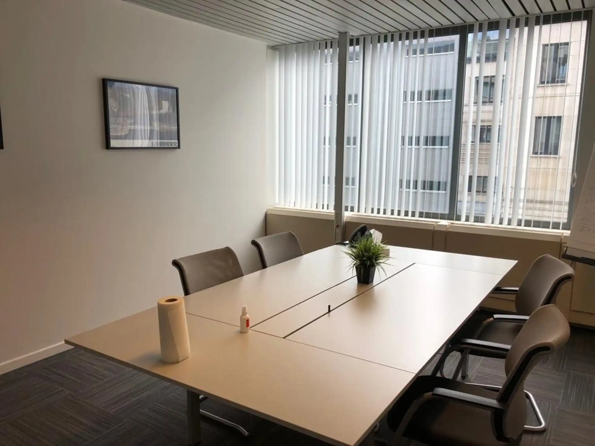 Kantoor te huur foto 7