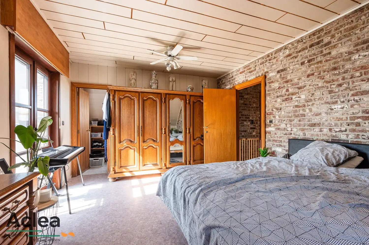 Rustig gelegen villa in landelijke stijl, omgeven door groen en natuur foto 18