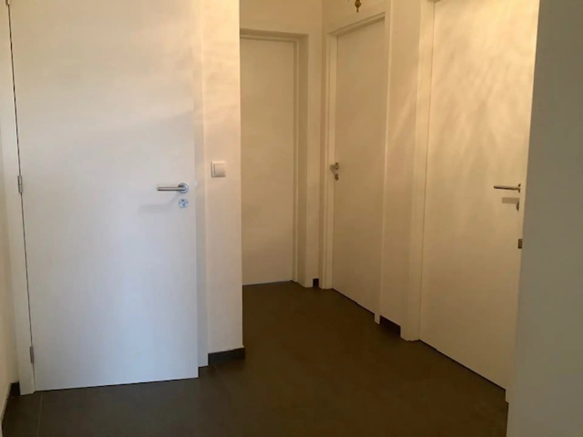 LEDE - Ruim, gelijkvloers appartement mét staanplaats. foto 11
