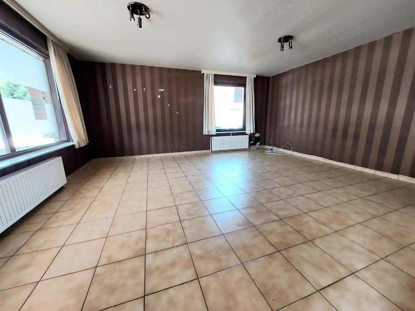 GELIJKVLOERSAPPARTEMENT MET TUINTJE foto 2