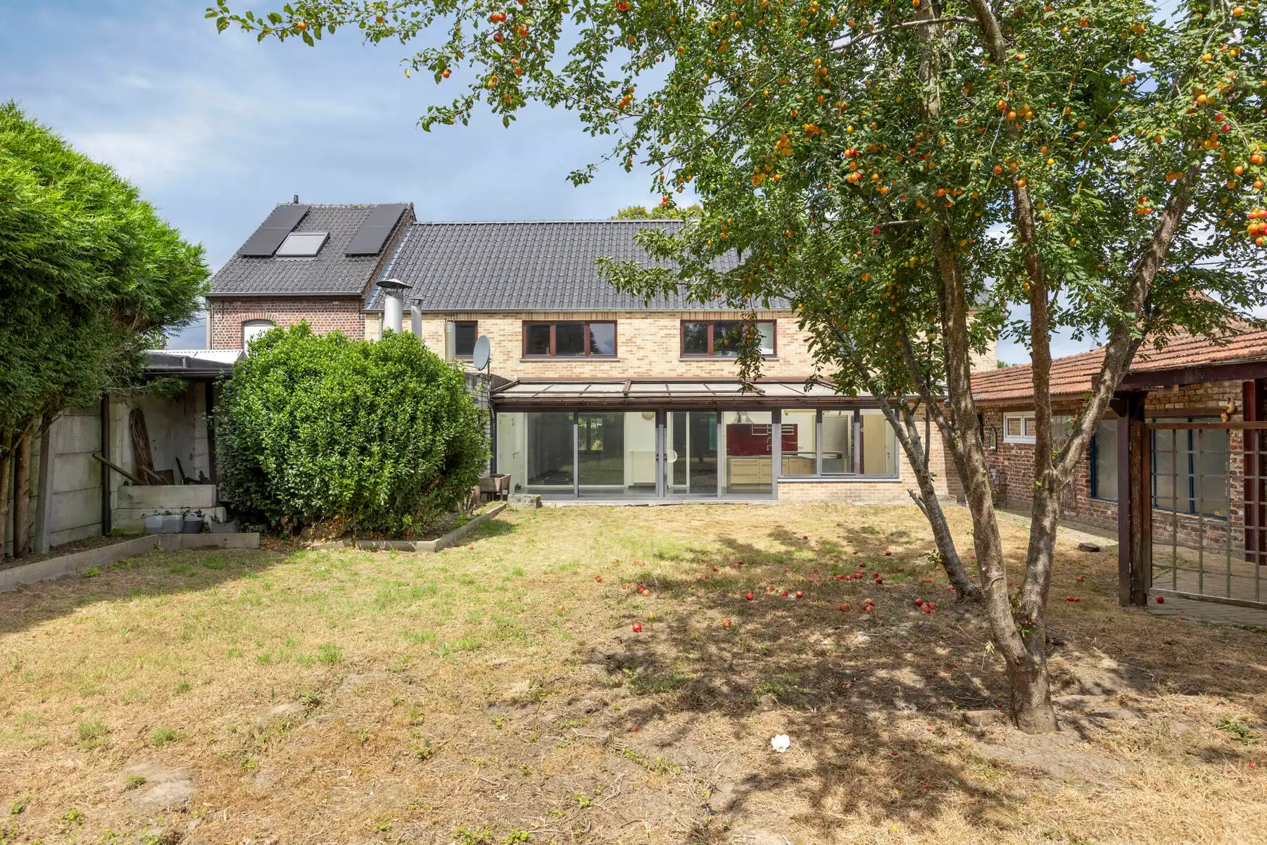 Uitzonderlijk ruime woning in landelijke omgeving foto 28