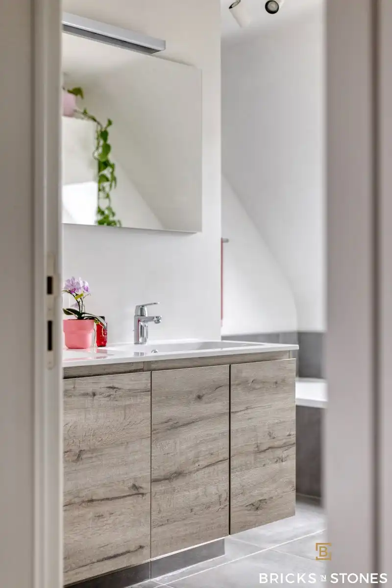 Recente HOB met 4 slaapkamers en tuin foto 25