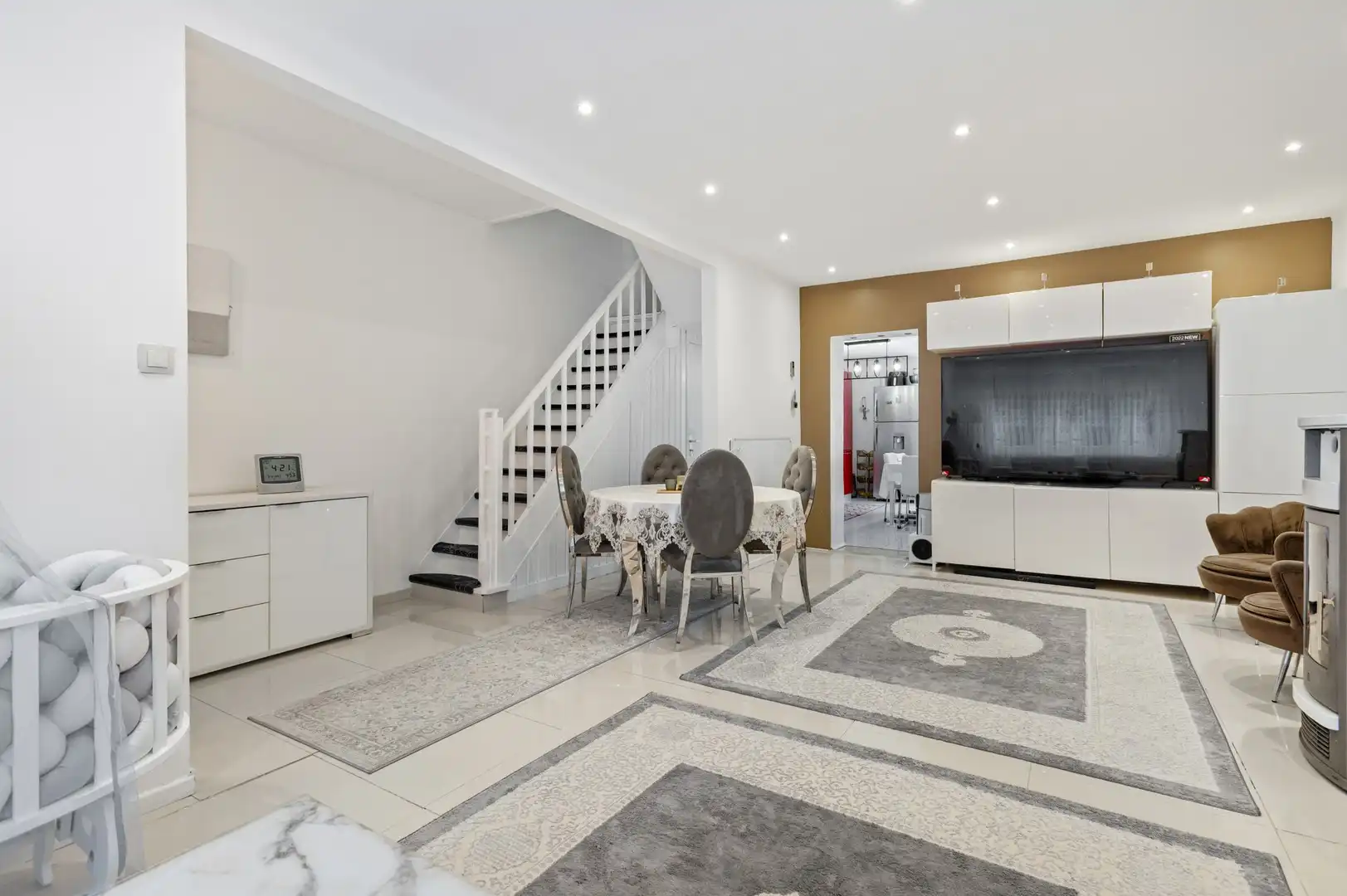 Vezorgde woning met 4 slpk en zuidtuin in Schoten foto 4