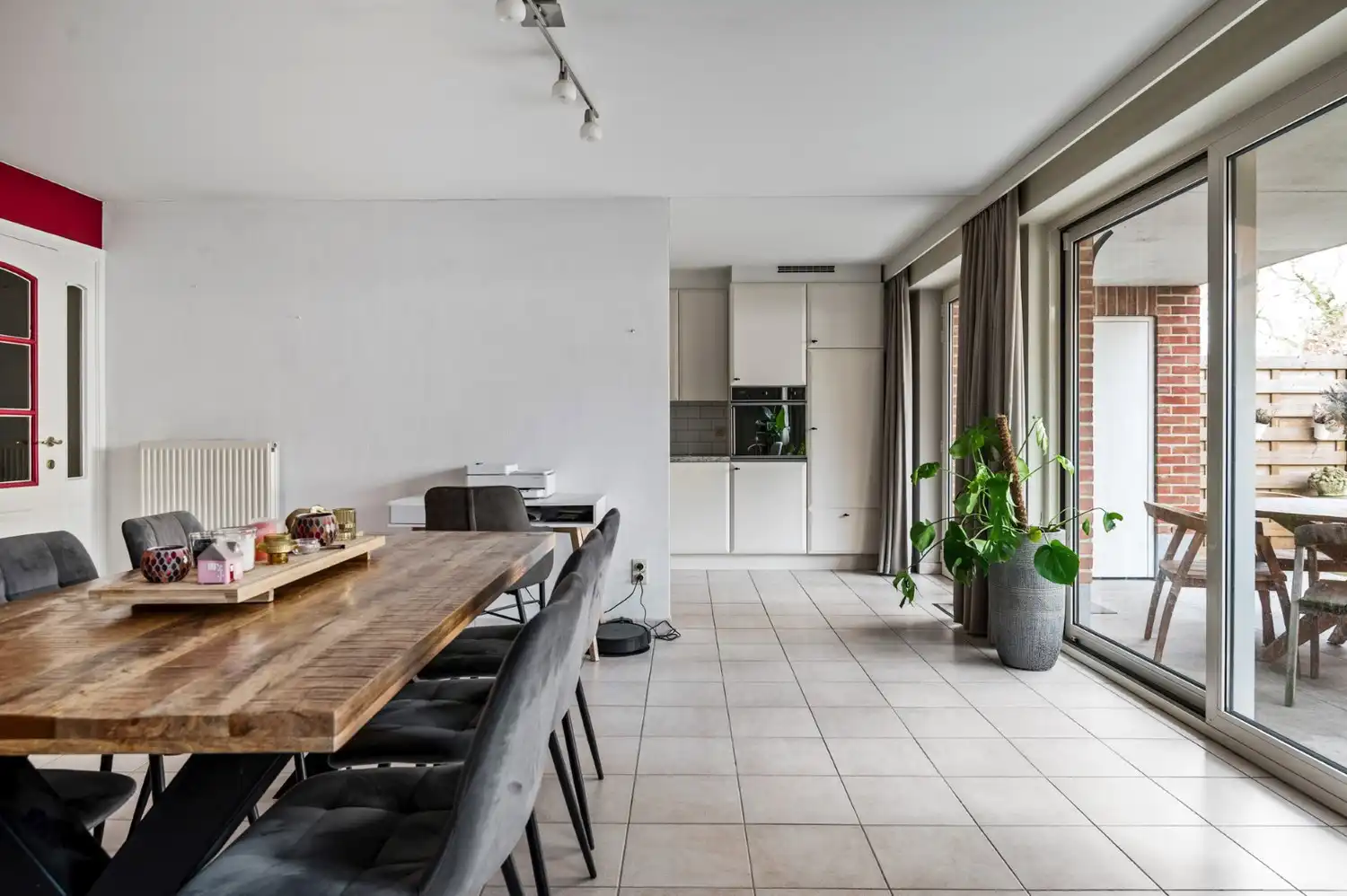 GELIJKLVOERS APP. MET 2 SLK EN TUIN! foto 7