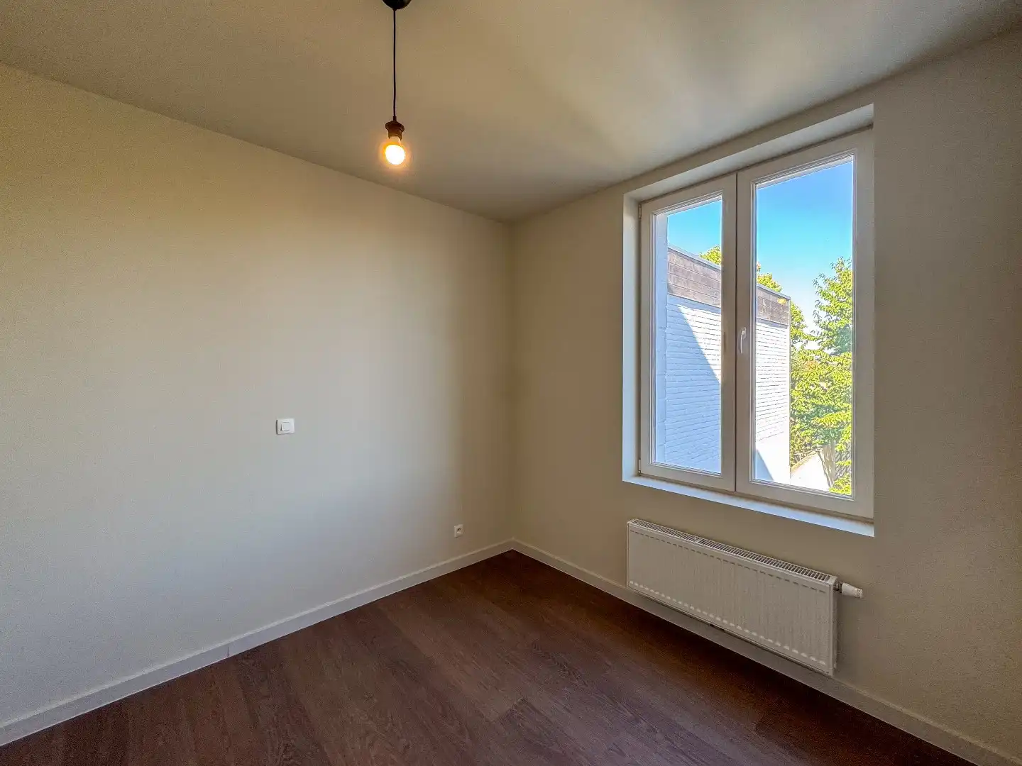 Prachtig gerenoveerde woning met 3 slaapkamers en tuin. foto 15
