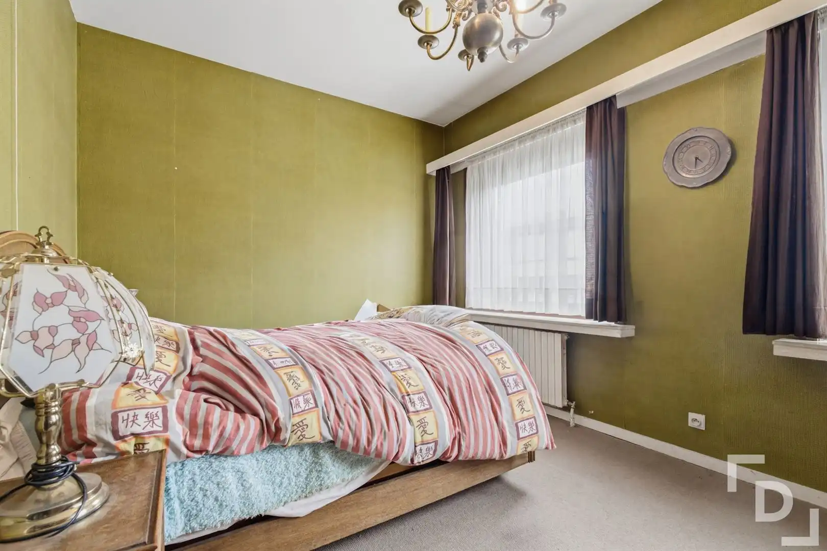 Ruim gebouw te koop met handelsruimte en appartement in Woumen. foto 36