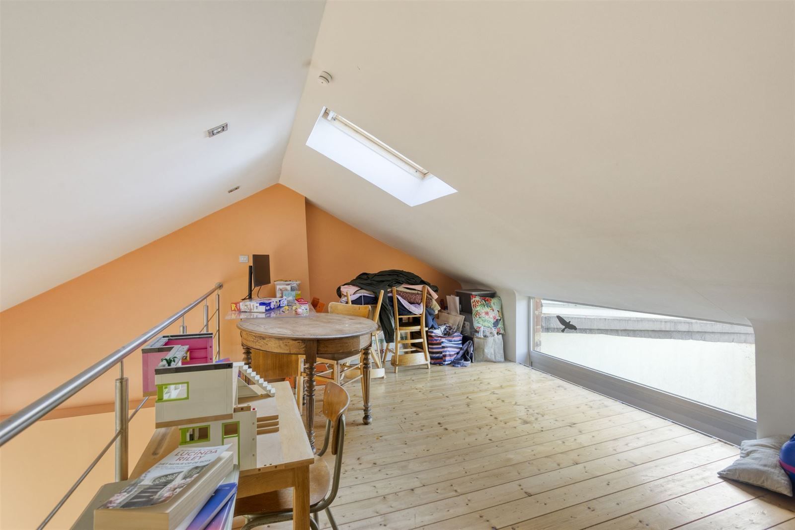 Zeer gezellige woning met 2 slaapkamers + bureau nabij centrum Halle  foto 5