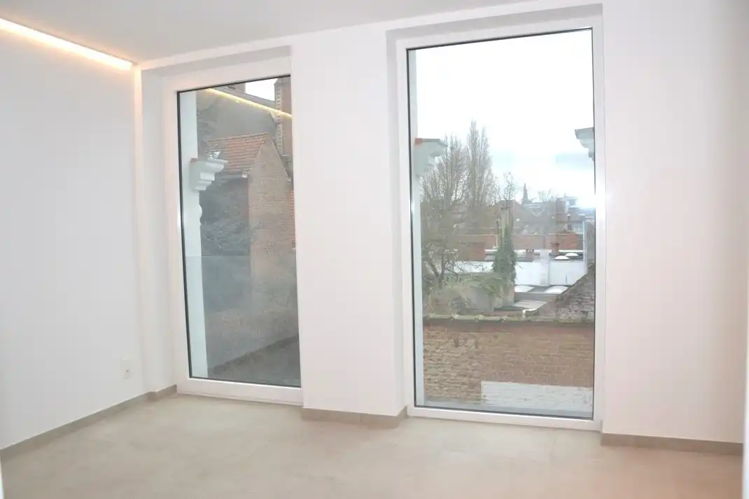 Luxe-appartement met 2 slaapkamers nabij de Grote Markt! foto 8