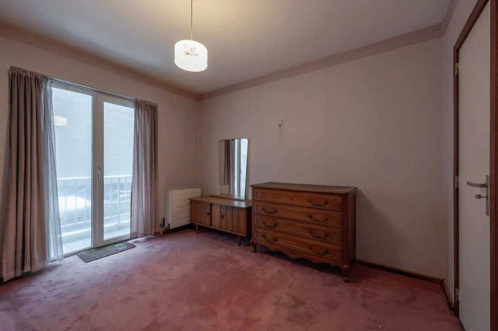 Centraal gelegen appartement met 2 slaapkamers foto 10