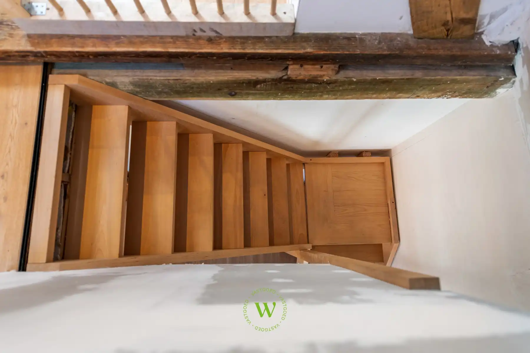 Karaktervolle, gerenoveerde halfopen woning met label B. foto 23