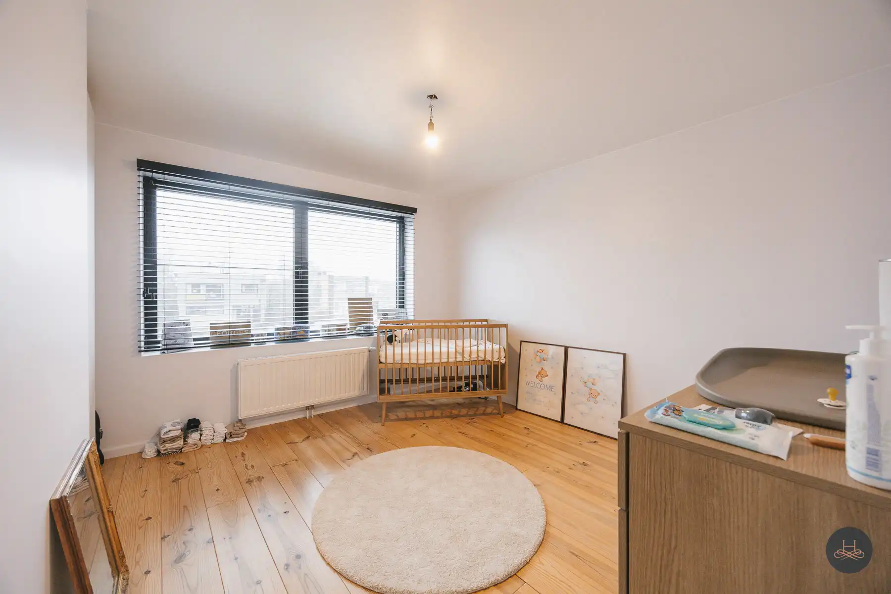 Gerenoveerde en energiezuinige woning met tuin en terrassen foto 16