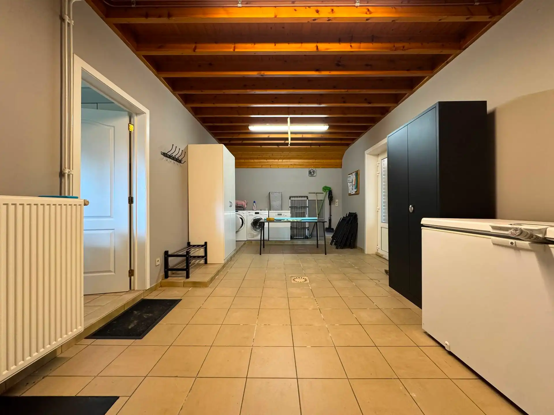 Rustig gelegen 2 slpk woning met ruime tuin foto 14