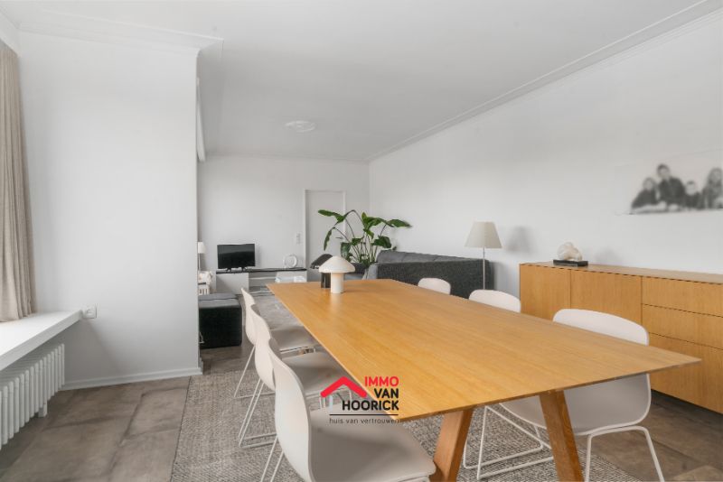 Vernieuwd appartement - zicht op de Durme!!! foto 6