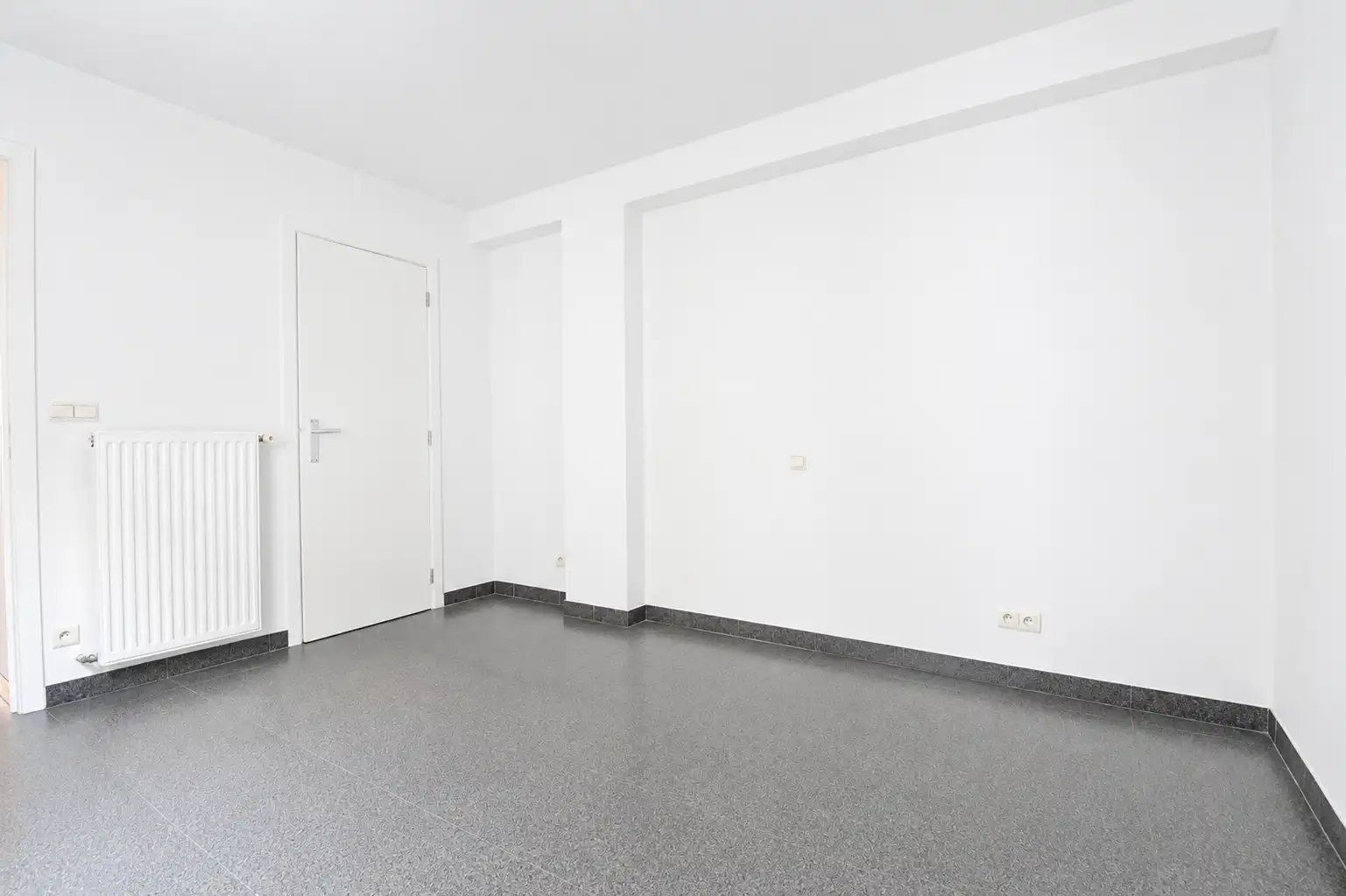 Lichtrijk 1-slaapkamerappartement in het centrum van Blankenberge. foto 5