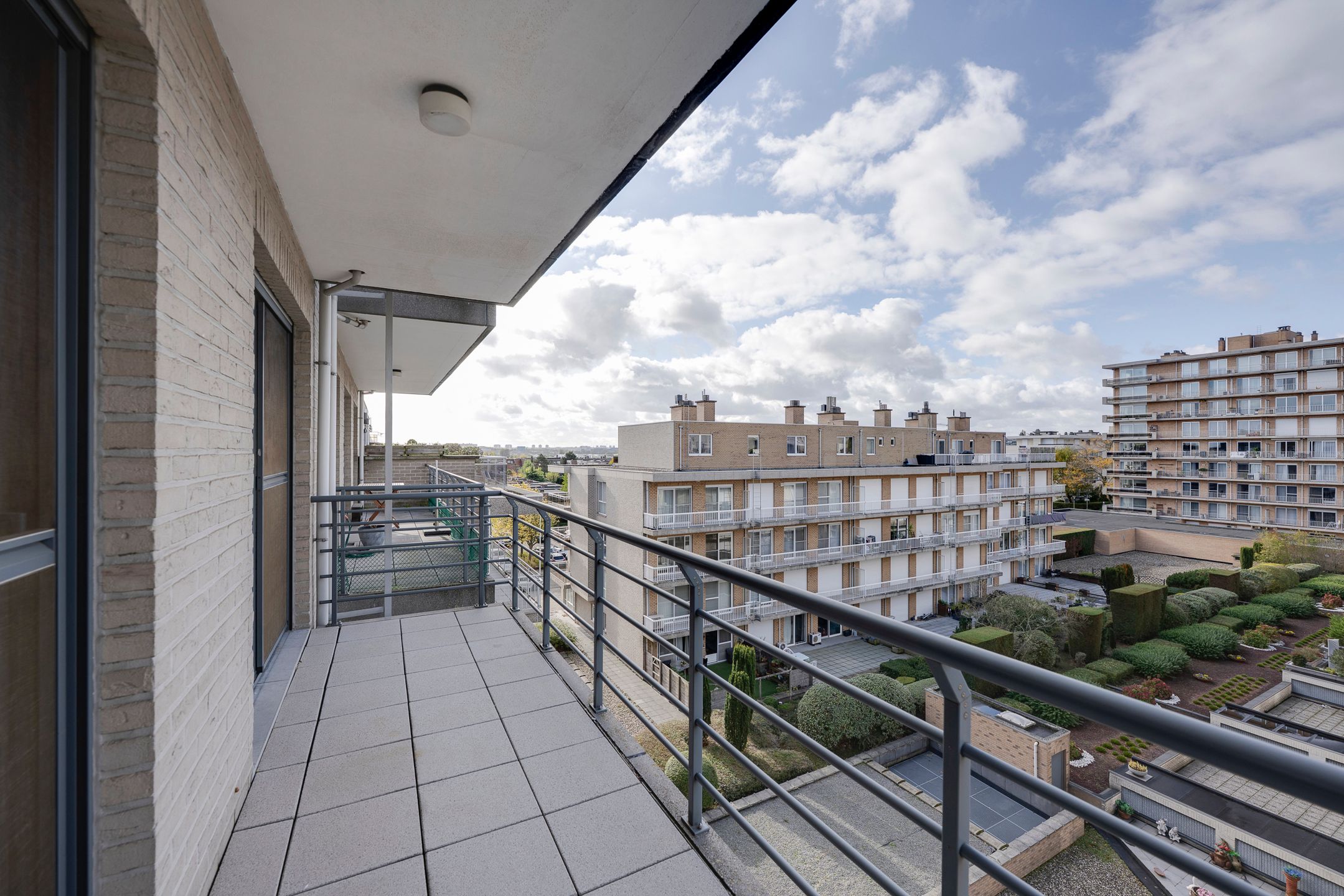 Leuk appartement met 2 terrassen en garagebox foto 15