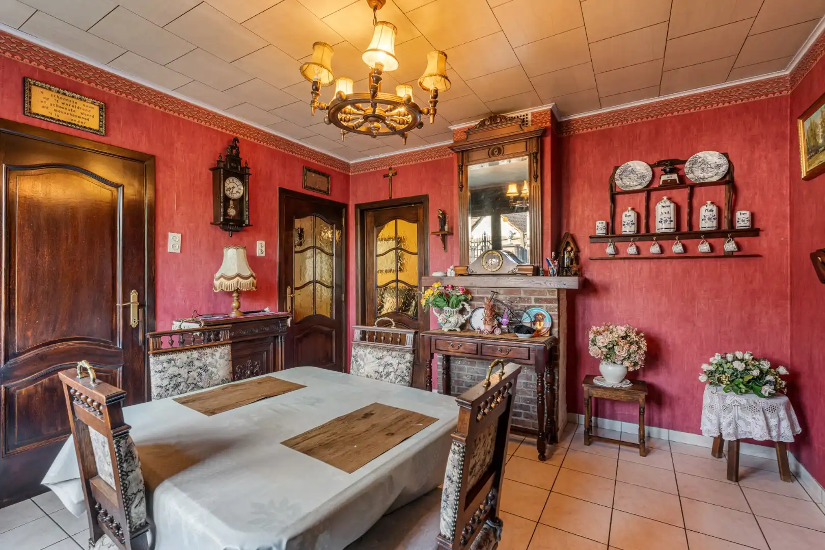 Halfvrijstaande gezinswoning met veel mogelijkheden op een perceel van 8are!  foto 8