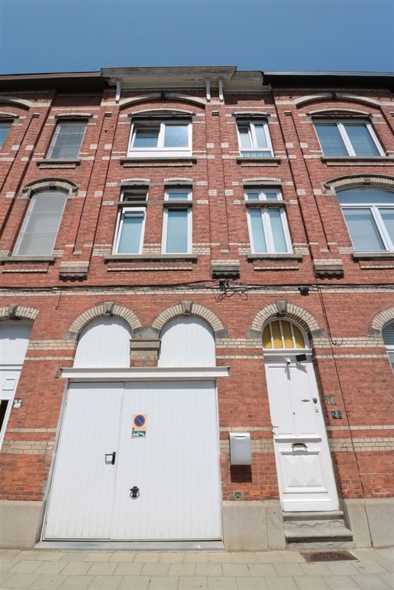 omgeving station en ziekenhuis, stadstuin, label D, neogotische stijl foto 36