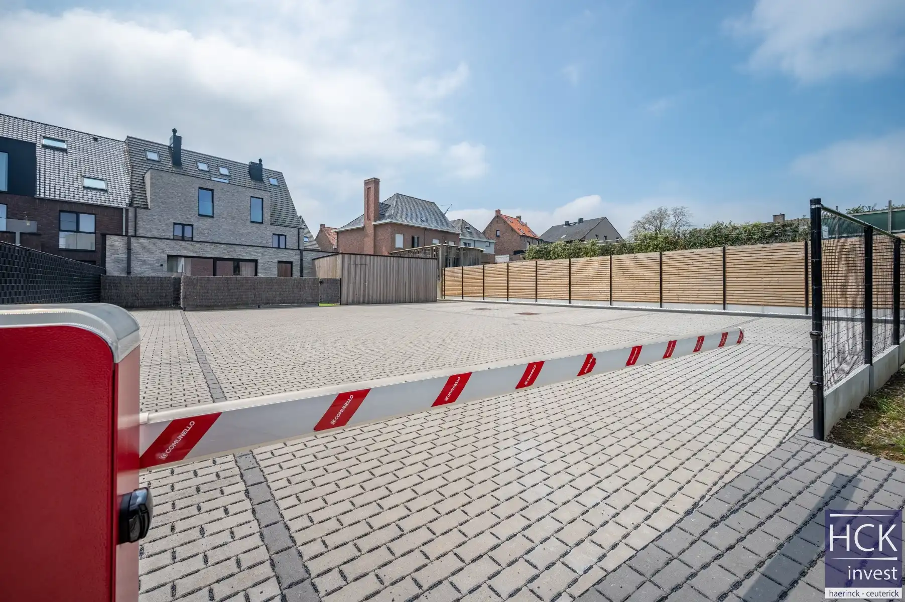 KRUISHOUTEM - Lichtrijk nieuwbouw app. met 1 slpk + staanplaats! foto 12
