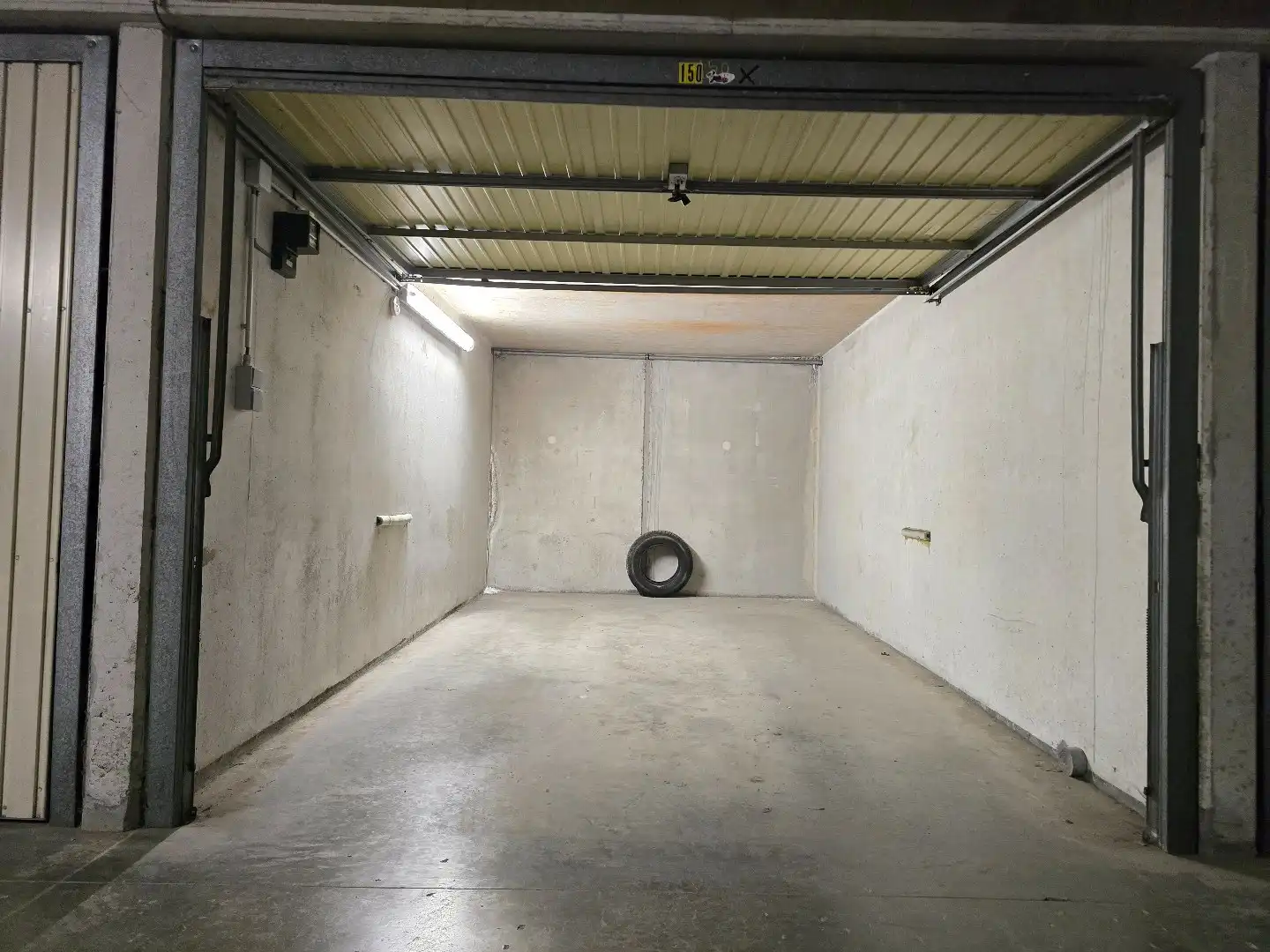 Garage box onder de Zeedijk te De Panne foto 5