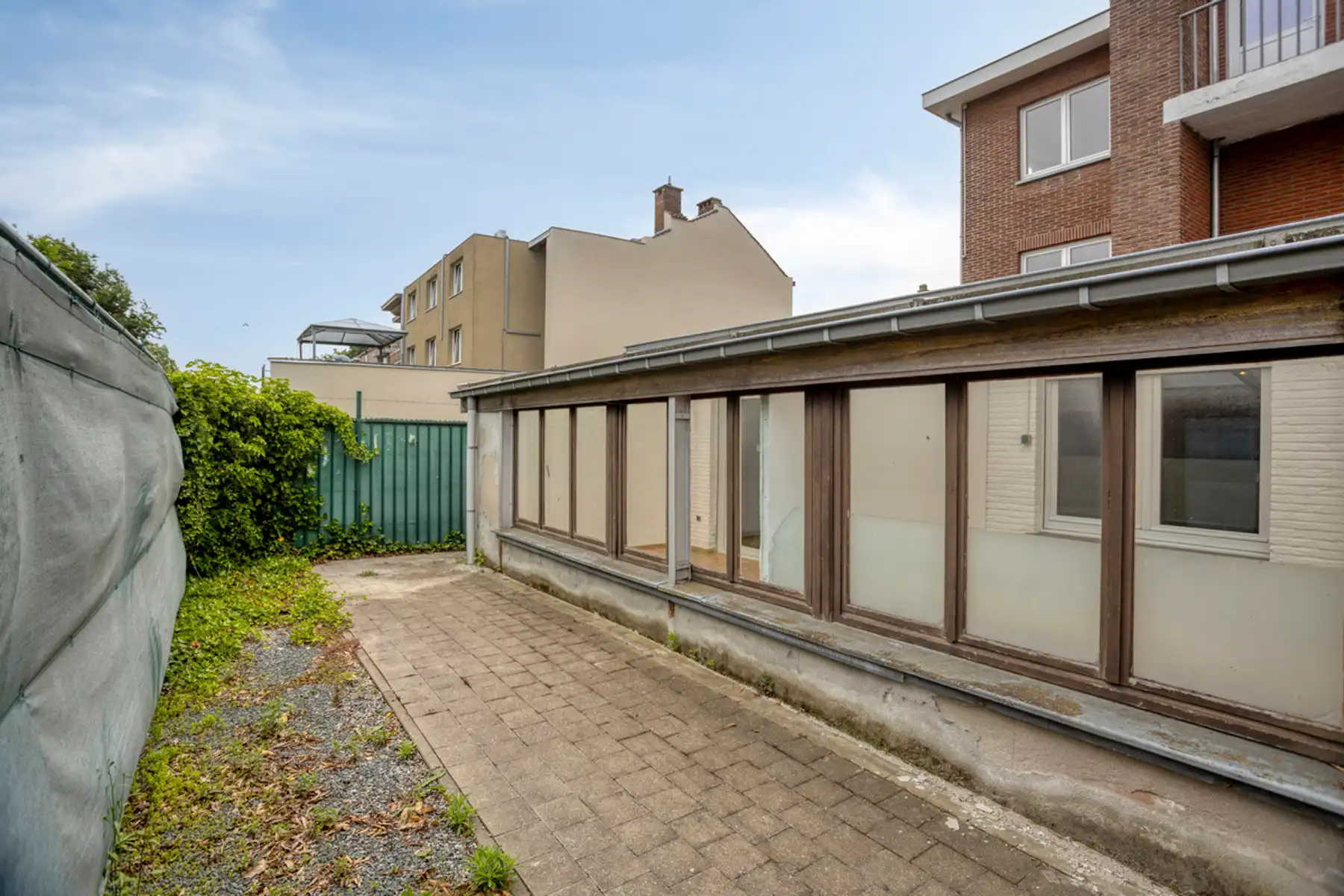 Gelijkvloersappt met terras, berging en parking voor de deur foto 14