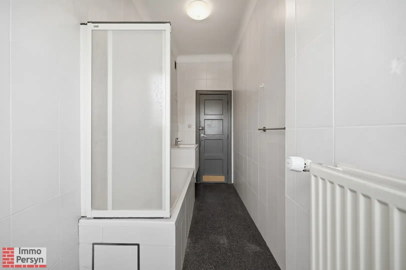 Rrijwoning met 4 slaapkamers. foto 16