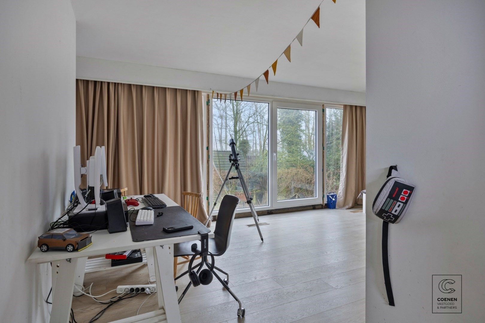 Verder te renoveren villa met een bew opp van 400m² op 5500m² grond op een schitterende ligging te Oud-Turnhout. foto 23