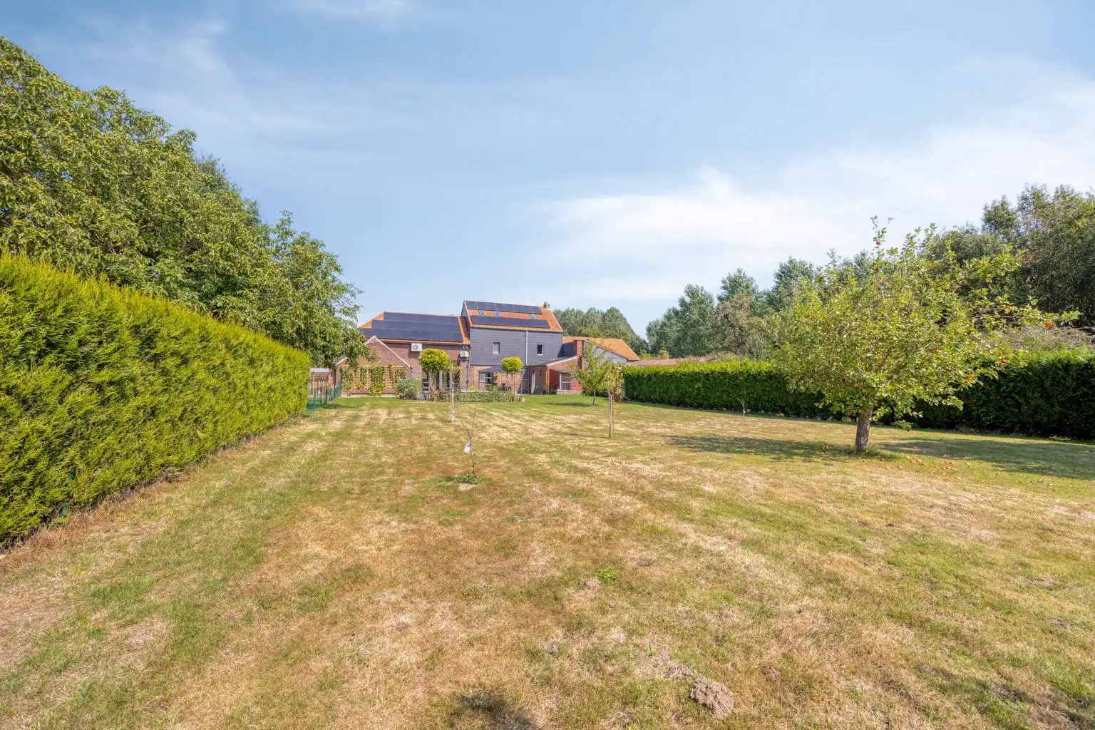 MOOI GERENOVEERDE HOEVE IN LINTER foto 26