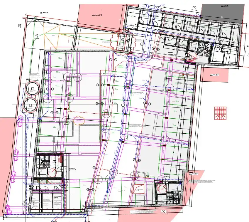 Autostandplaats in parkeerkelder foto 2