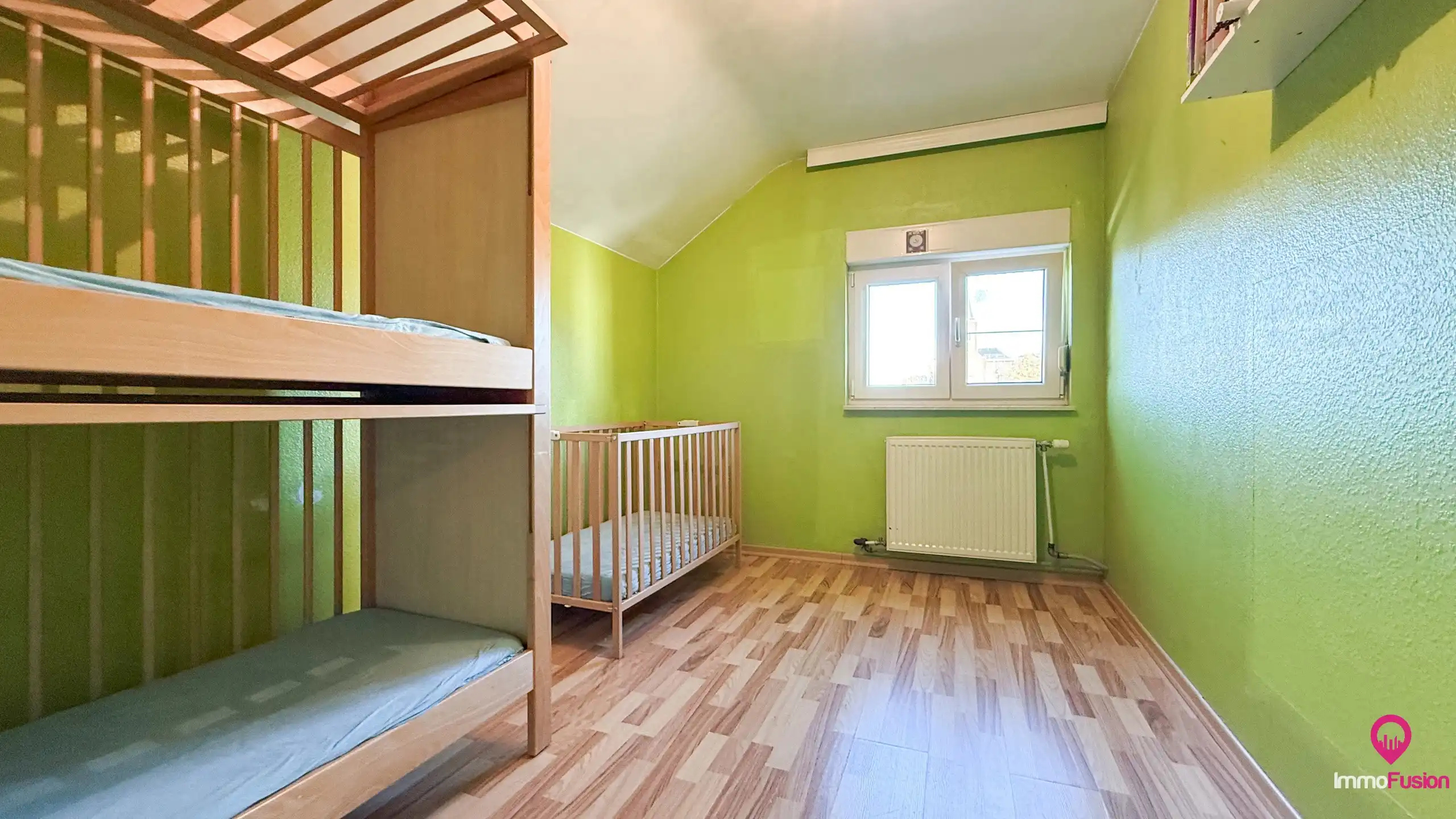 Uniek woon-werkpand met vergunde loods van 110m² en 5 slpks! foto 22